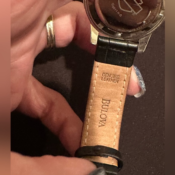 Harley Davidson Women’s Mother of Pearl Diamond Watch - Picture 3 of 15